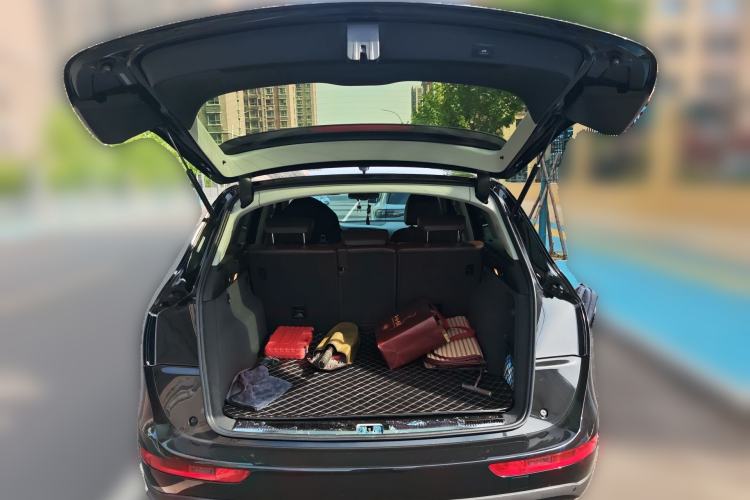 Used Audi Q5 2015 40 TFSI Comfort Model
