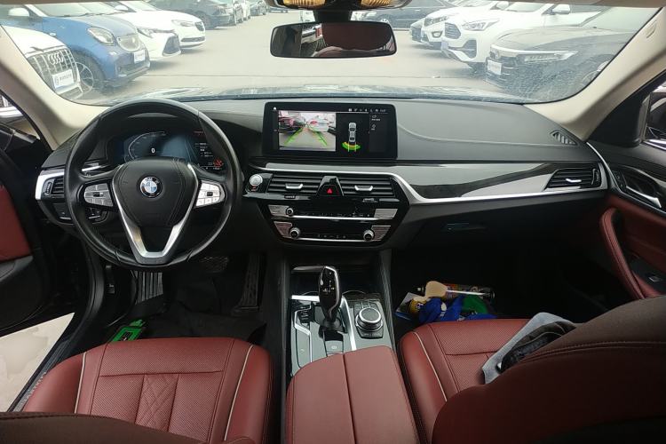 Used BMW 5 Series 2022 Restyled 525Li Luxury Package Center Console