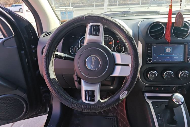 Used Jeep Compass 2014 Revised Version 2.4L Four-Wheel Drive Comfort Edition
