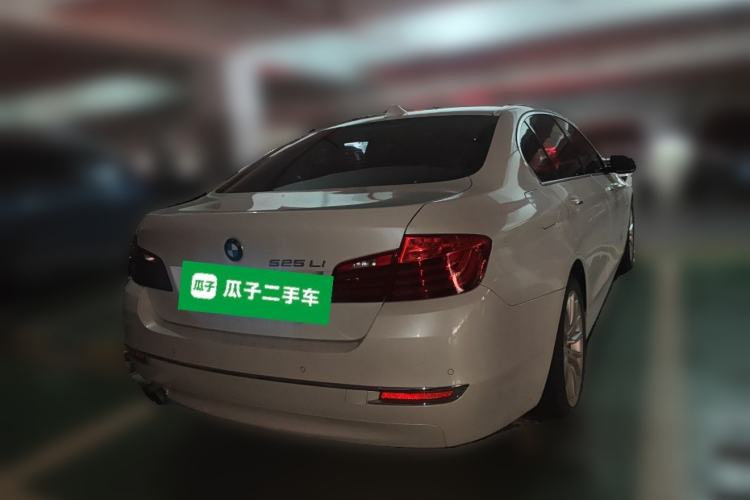 Used BMW 5 Series 2014 525Li Luxury Design Package
