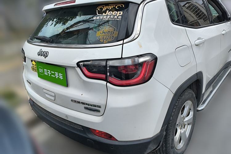 Used Jeep Compass 2017 200T Automatic Family Edition
