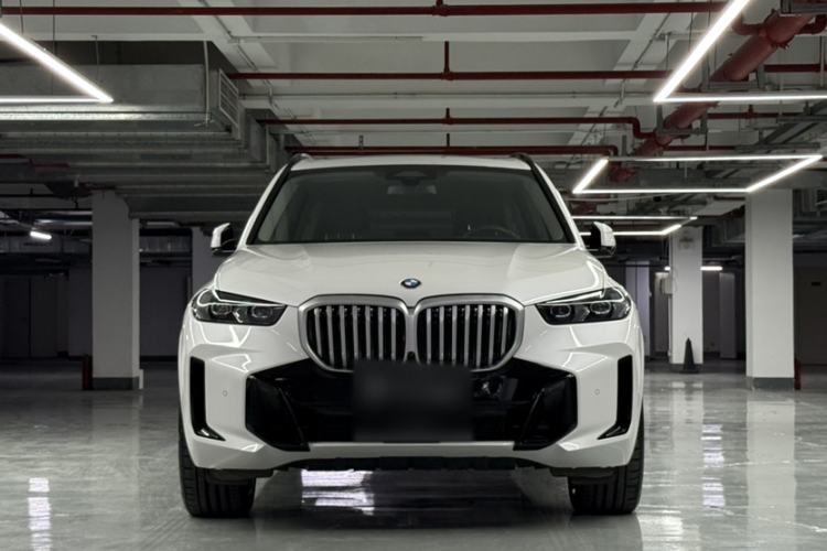 Used BMW X5 2023 xDrive 30Li Luxury M Sport Package