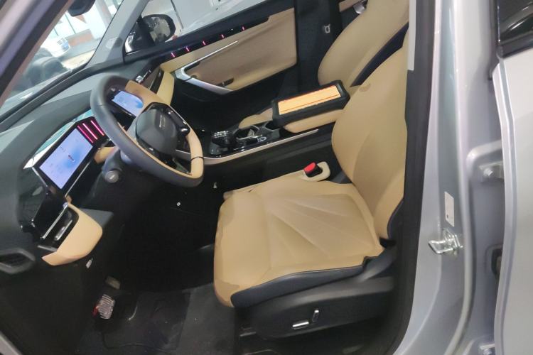 Used Geely Auto FX11 2023 1.5TD DCT Prestige Edition