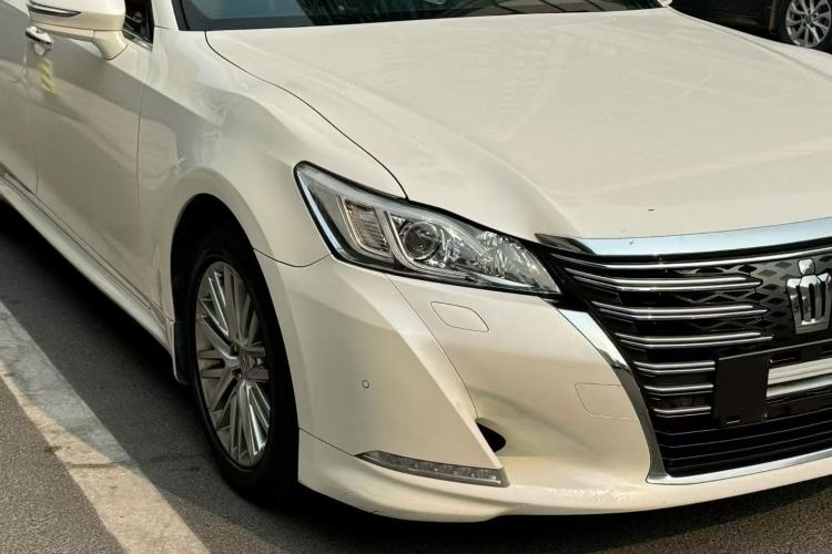 Used Toyota Crown 2017 2.0T Sport Edition

