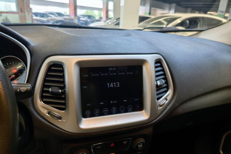 Used Jeep Compass 2019 220T Automatic Enjoyment Version
