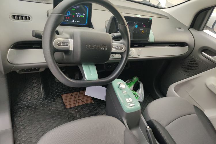 Used CHANGAN NEVO Lumin 2022 155 km – Refreshingly Sweet Edition Center Console