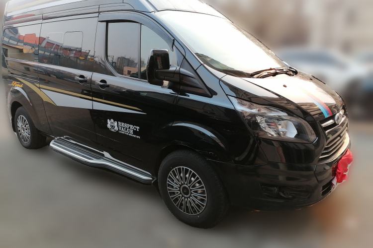 Used Ford Transit 2019 2.0T Diesel Commercial & Travel Mid-axle Mid-roof 9-Seater China VI