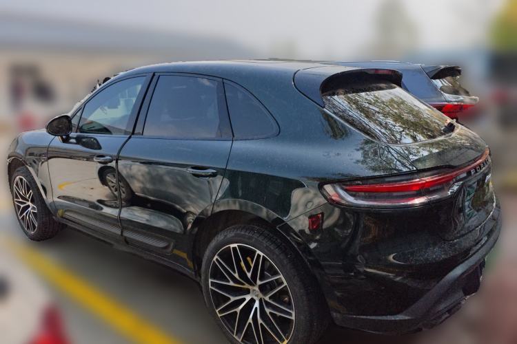 Used Porsche Macan 2026 Macan 2.0T Dream Edition Rear Left 45 Deg