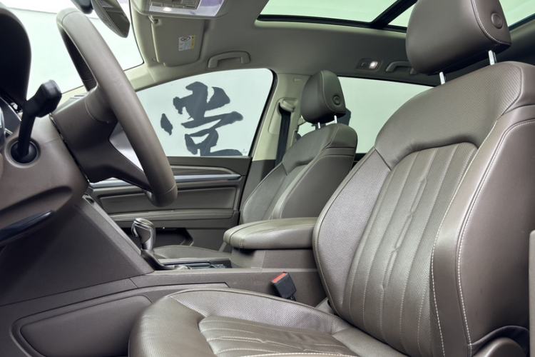 Used Volkswagen Viloran 2020 330TSI Luxury Edition
