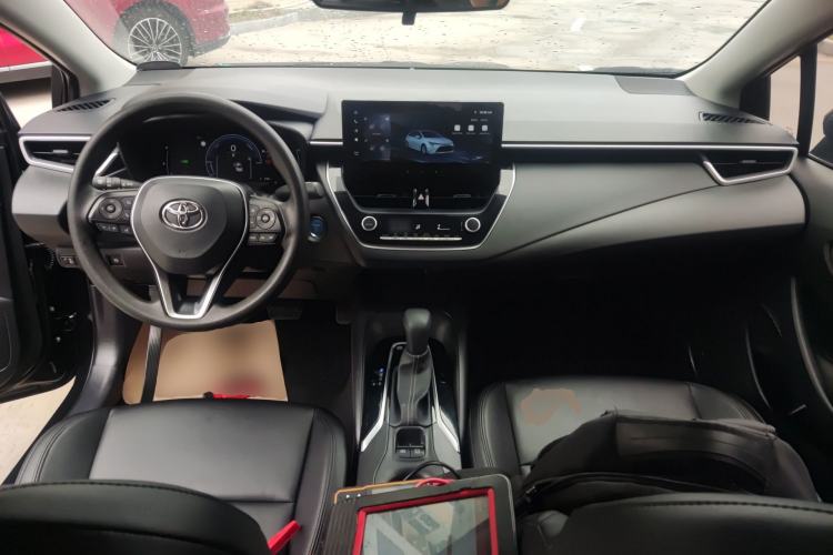 Used Toyota Levin 2023 Smart Electric Hybrid Dual-Engine 1.8L Leading Edition Center Console