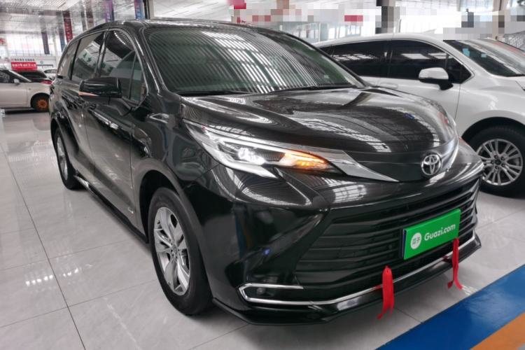 Used Toyota SIENNA 2024 2.5L Hybrid Comfort Edition