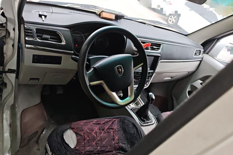 Used Jinbei New Hiace X30L 2022 1.5L Wealth Edition Air-Conditioning-Free Van China VI Standard SWC15M
