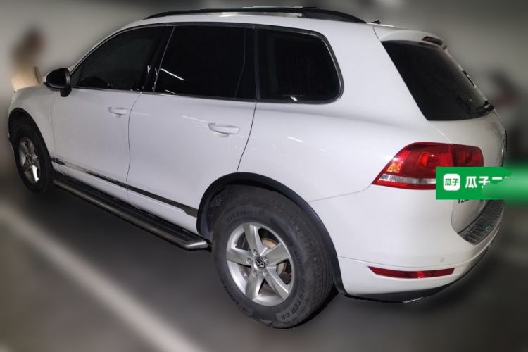 Used Volkswagen Touareg 2015 3.0 TSI Comfort Model Rear Left 45 Deg