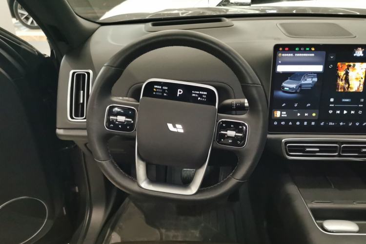 Used Li Auto L9 2022 Max model
