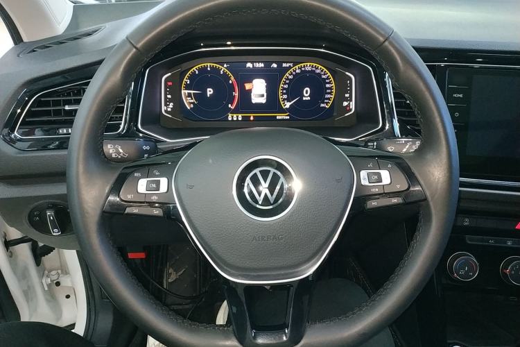 Used Volkswagen T-ROC 2021 280TSI DSG Two-Wheel Drive Comfort Connect Edition Steering Wheel