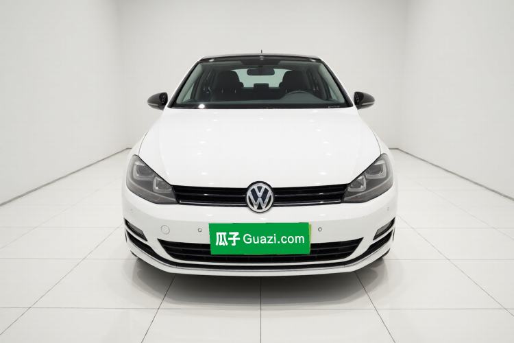 Used Volkswagen Golf 2017 1.6L Automatic Comfort Million-Vehicle Anniversary Edition