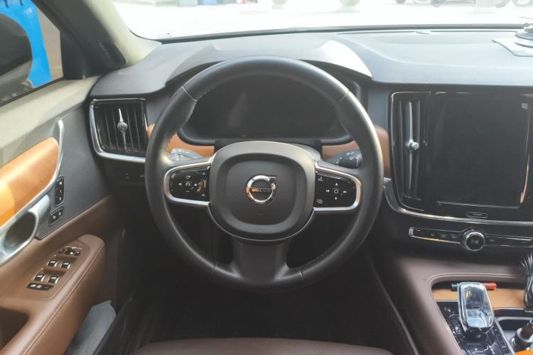 Used Volvo S90 2024 B5 Zhiyi Luxury Edition