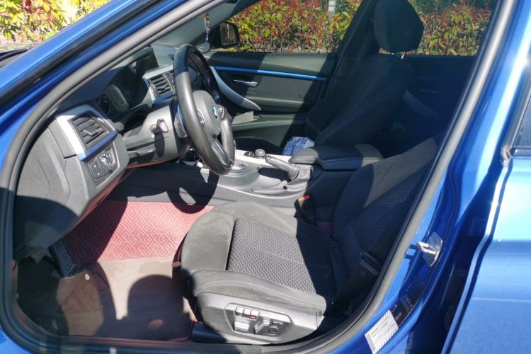 Used BMW 3 Series 2018 320i M Sport Package Left Front Seat