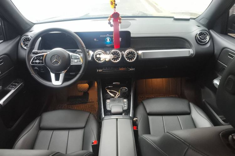 Used Mercedes-Benz EQB 2023 Facelift EQB 260 Center Console