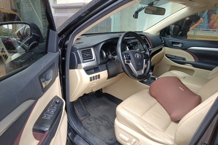Used Toyota Highlander 2015 2.0T Four-Wheel Drive Luxury Edition 7-Seater
