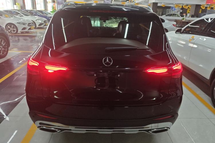 Used Mercedes-Benz GLC 2024 Refreshed GLC 300 L 4MATIC Dynamic Version 5 Seats