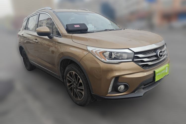 Used GAC Trumpchi GS4 2015 200T G-DCT Elite Edition Front Right 45 Deg