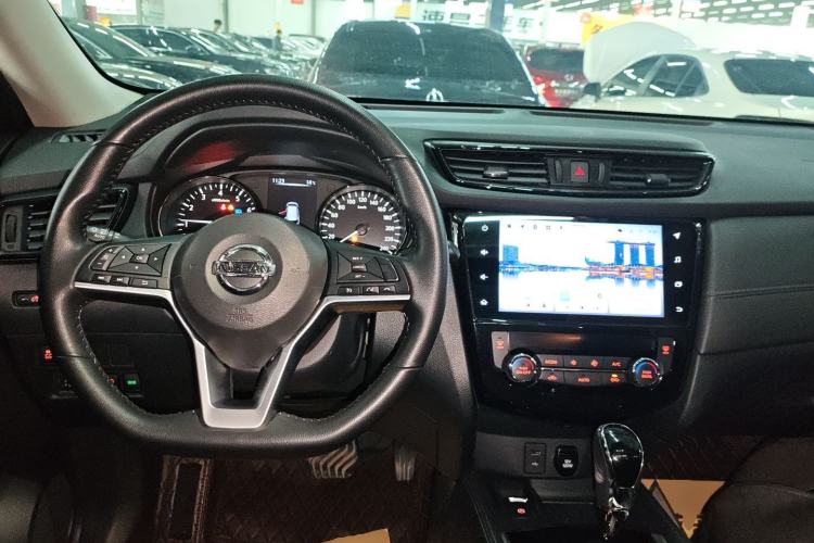 Used Nissan X-Trail 2023 Classic 2.0L Two-Wheel Drive Smart Connect & Comfort Edition
