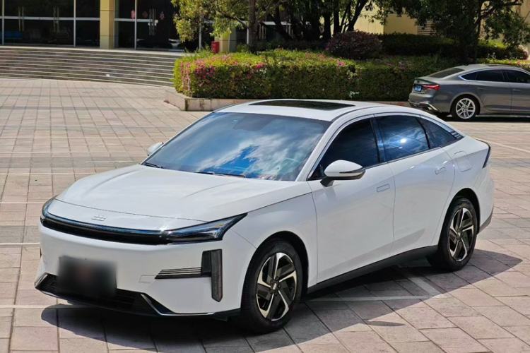 Used Geely Galaxy L6 2023 60km PLUS Exterior 5