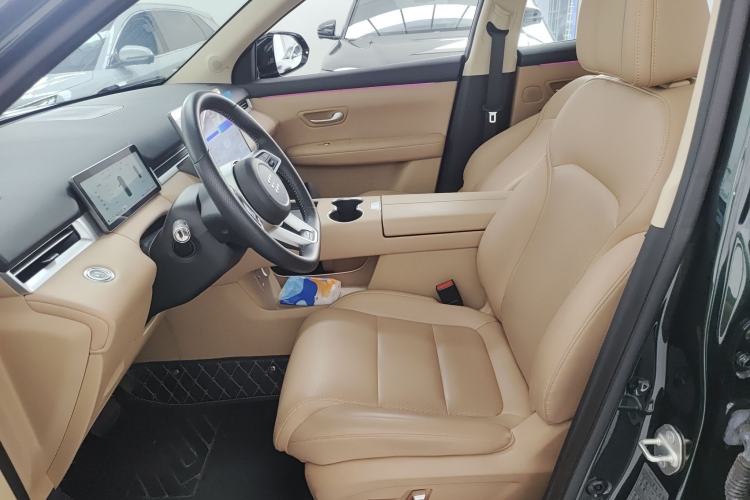 Used Landian E5 PLUS 2025 165 km Long-Range Version PLUS 5-Seater