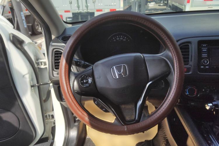 Used Honda Vezel 2017 1.5L CVT 2WD Comfort Model Steering Wheel