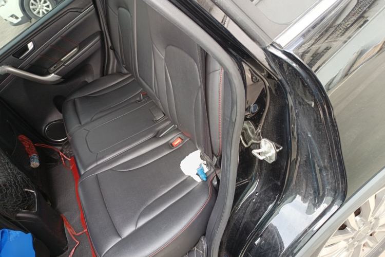 Used Haval H6 2015 Sport Edition 1.5T Automatic Two-Wheel Drive Luxury Model