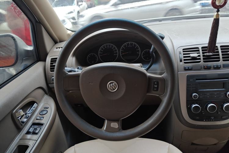 Used Buick GL8 2013 2.4L Classic Edition Steering Wheel