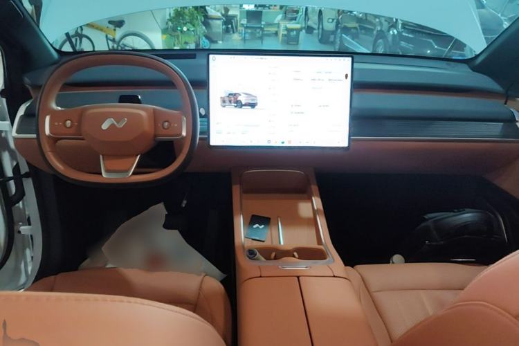 Used ONVO L60 2024 60 kWh Rear-Drive Version
