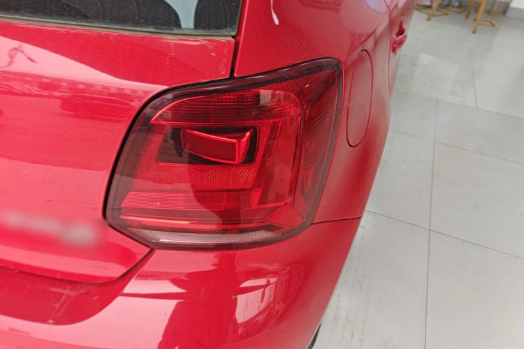 Used Volkswagen Polo 2016 1.6L Automatic Comfort Model