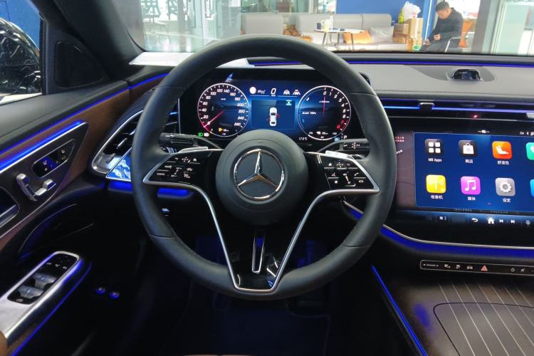 Used Mercedes-Benz E-Class New Energy 2024 E 350 e L Plug-in Hybrid Sedan Steering Wheel