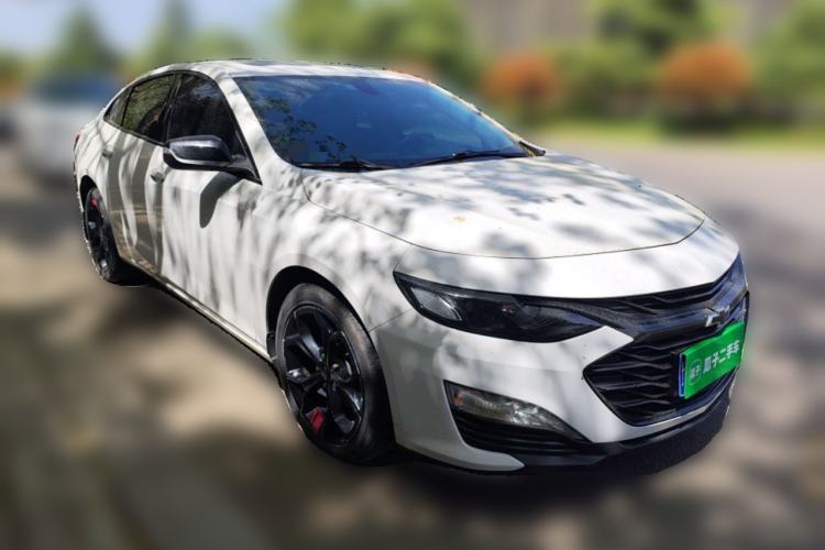 Used Chevrolet Malibu XL 2020 Redline 550T Automatic Sport Edition Front Right 45 Deg