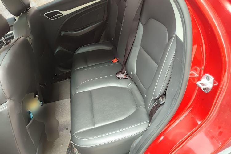 Used MG ZS 2017 1.5L Automatic Luxury Edition
