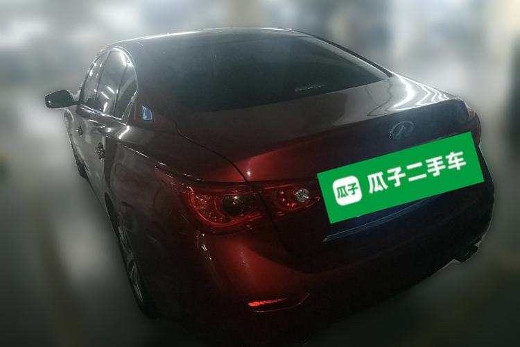 Used Infiniti Q50 2014 2.0T Comfort Edition
