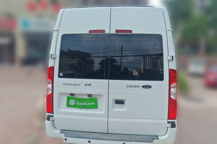 Used Ford Transit Custom 2016 2.2T Short-Wheelbase 6-Seater Mid-Roof Multi-Purpose Vehicle
