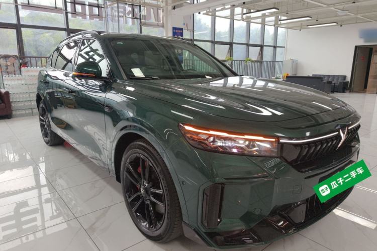 Used VOYAH FREE 2025 318 318 km Rear-Drive Touring Edition Front Right 45 Deg