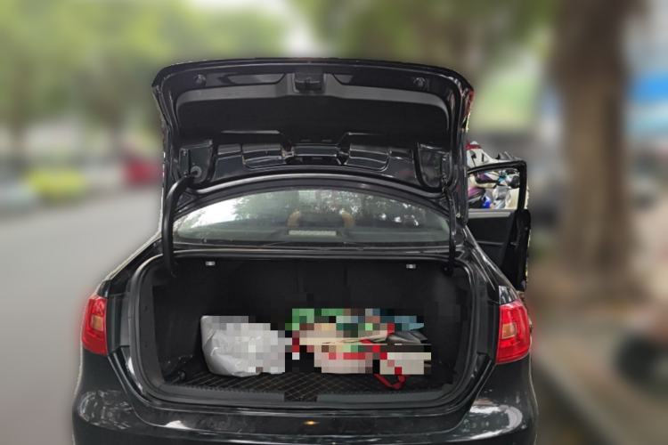 Used Volkswagen Sagitar 2012 1.4TSI Automatic Luxury Edition
