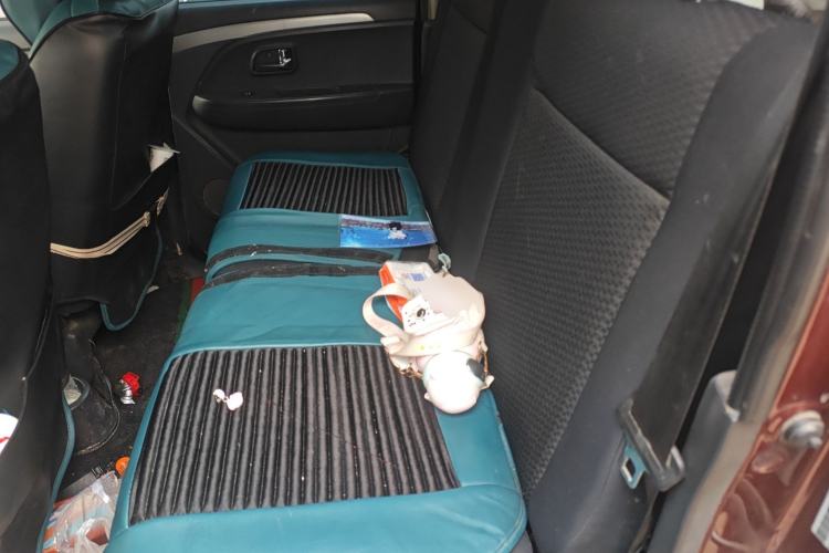 Used Suzuki Wagon R X5 2013 Cruise Edition 1.4L VVT Luxury Model China V Standard Left Rear Seat