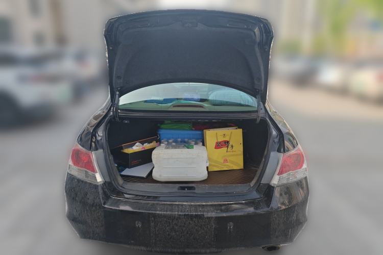 Used Honda Accord 2011 2.0L EX Trunk