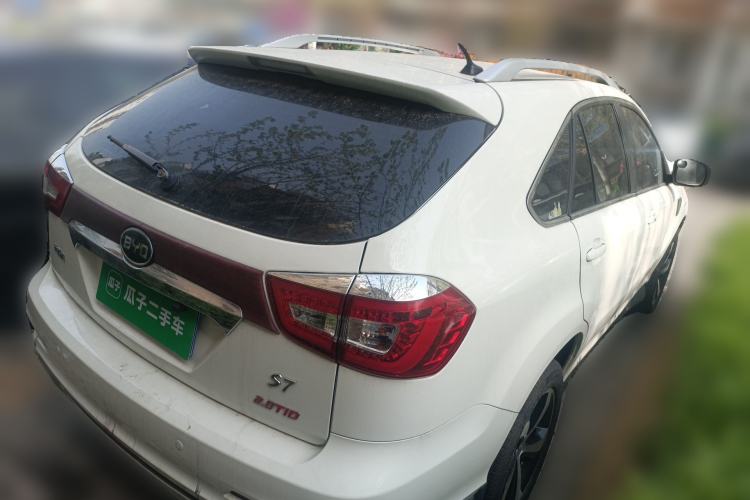 Used BYD S7 2015 2.0T Automatic Flagship Edition Rear Right 45 Deg