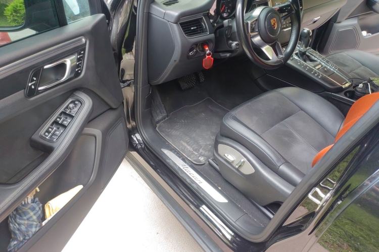 Used Porsche Macan 2017 Macan 2.0T Driver Seat