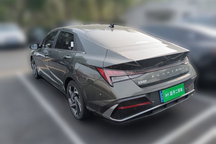 Used Hyundai Elantra 2023 1.5L CVT LUX Prestige Edition Rear Left 45 Deg