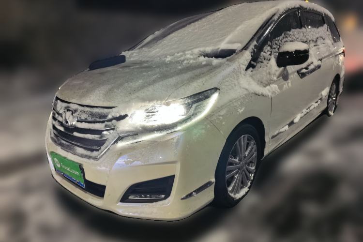 Used Honda Elysion 2016 2.4L Style Edition

