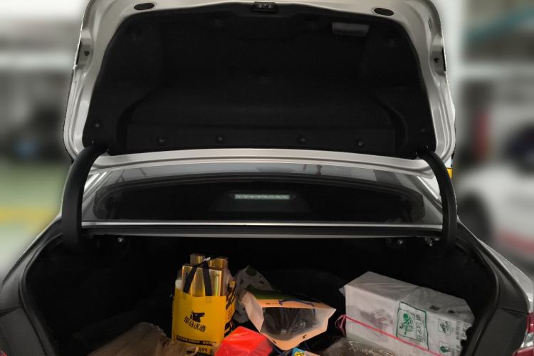 Used Toyota Camry 2019 2.5G Luxury Edition China VI Standard Trunk