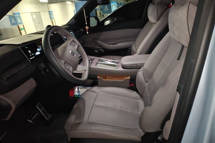 Used Nio ES7 2022 75 kWh Left Front Seat