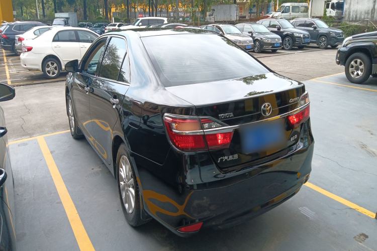 Used Toyota Camry 2016 2.0G 10th Anniversary Leading Edition
